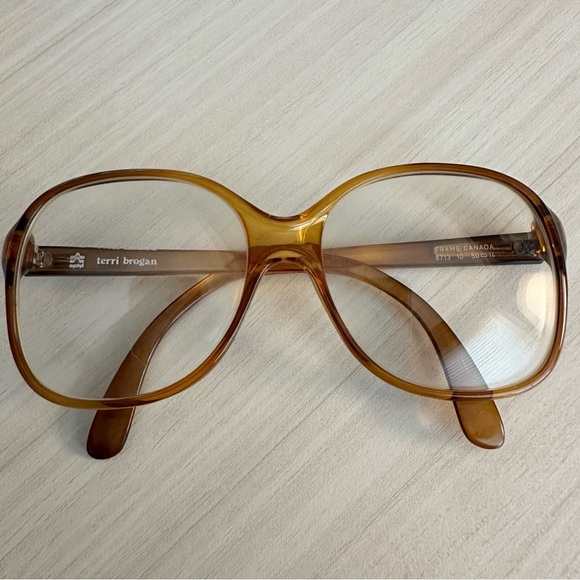 Terri Brogan Accessories - Vintage Terri Brogan 8713 Optyl Oversized 80’s Oval Eye Glasses Made in Canada